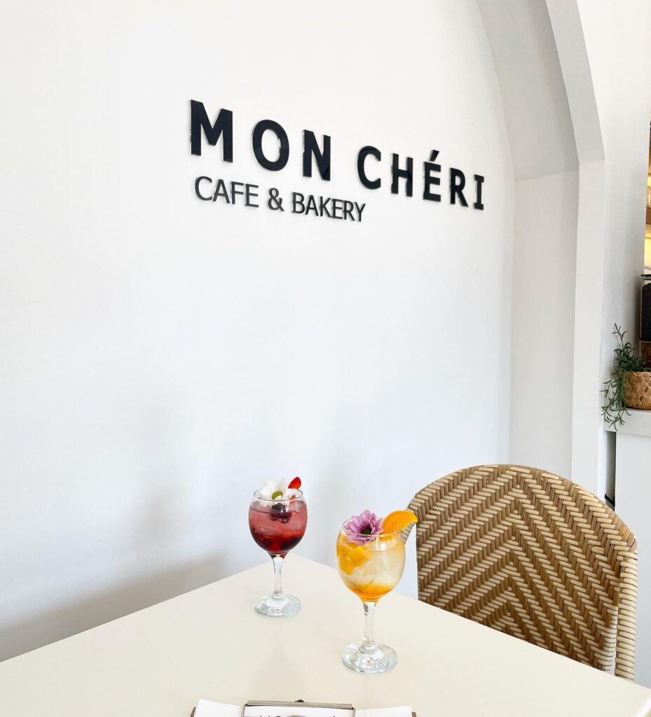 an image of Moncheri cafe drinks