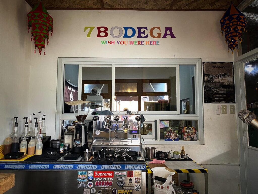 7Bodega Cafe Features